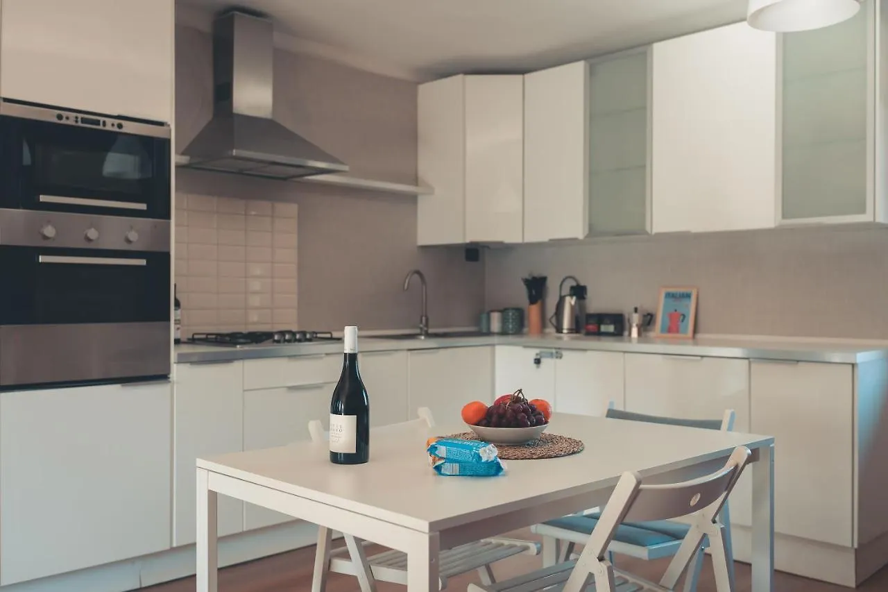 Kindness House Apartment Bergamo 0*,