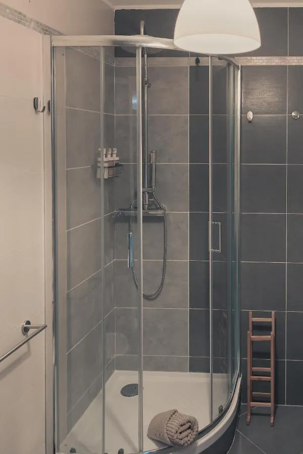 Kindness House Apartment Bergamo 0*,
